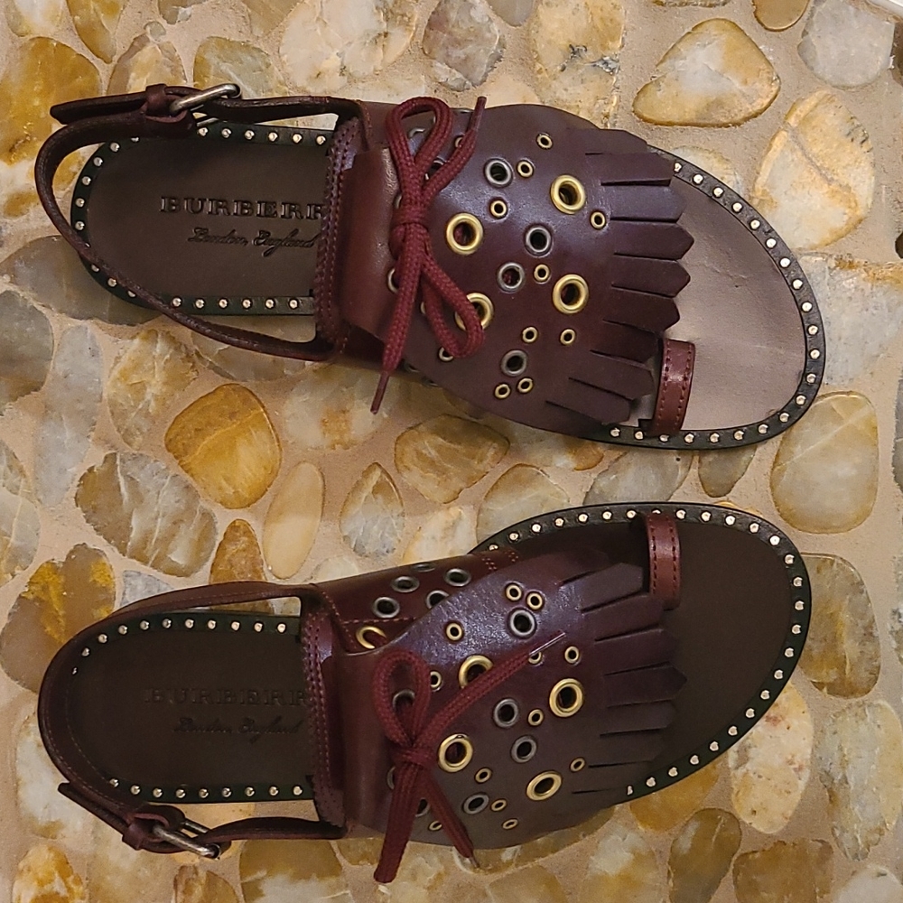 BURBERRY KILTIE FRINGE LEATHER SANDALS - Picture 5 of 16